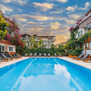 Ten Apart Hotel Fethiye